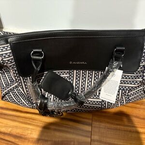 Manila and Lexus Black and White Women's Duffle Bag